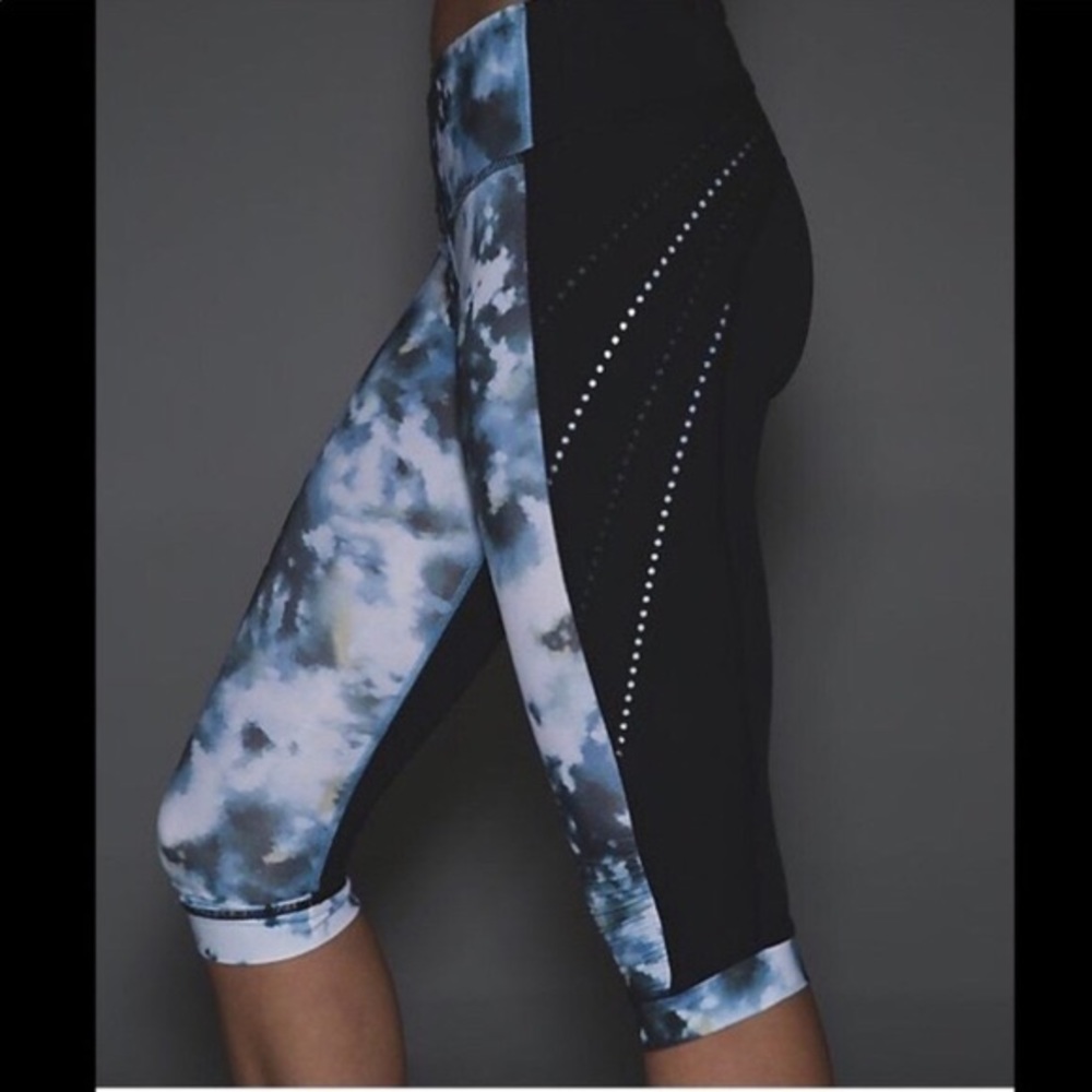 Lululemon Stop at nothing crop 8